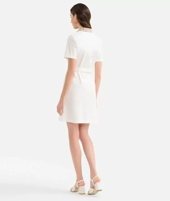 Donna Alviero Martini 1a Classe Abito A Sacchetto Con Collo Alla Coreana In Gabardina Di Cotone Stretch Gesso