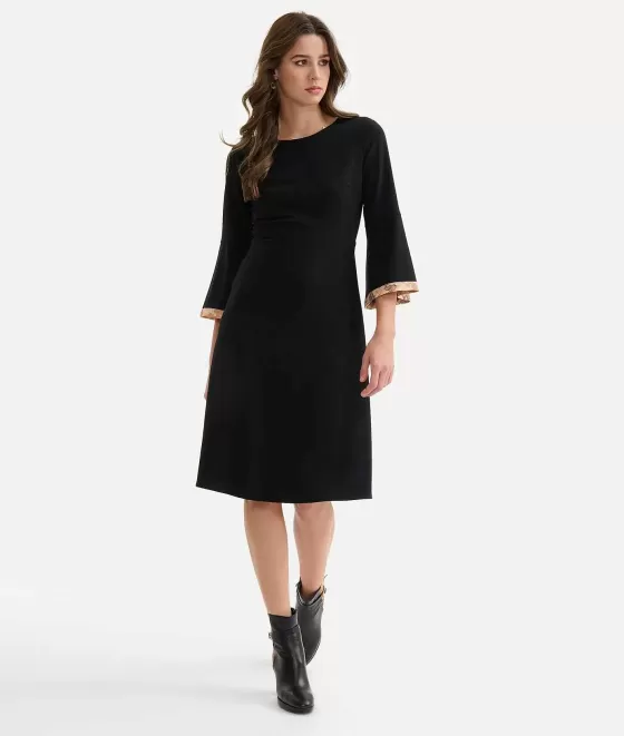 Donna Alviero Martini 1a Classe Abito Con Maniche A Campana In Tessuto Unito Stretch Nero