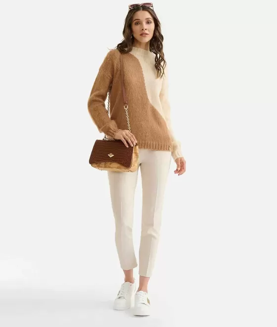 Donna Alviero Martini 1a Classe Maglia Intarsio Onda In Filato Lana Mohair Beige E Cammello