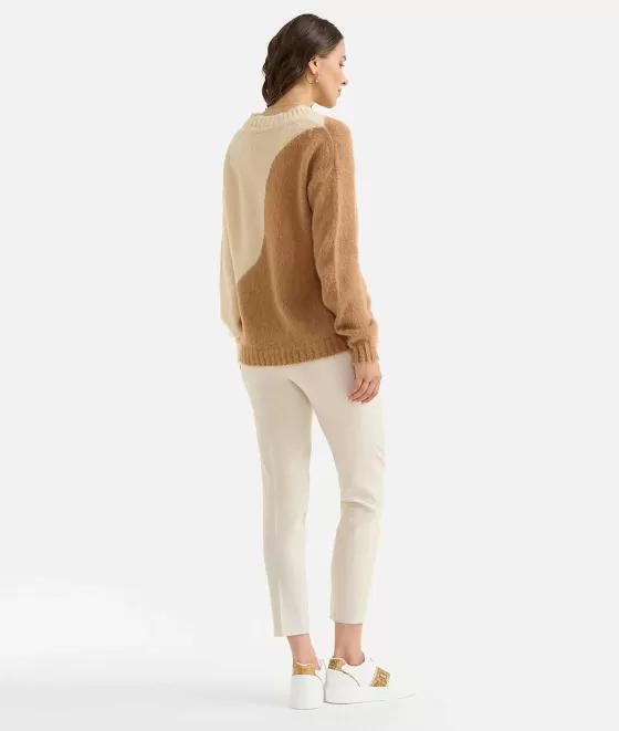 Donna Alviero Martini 1a Classe Maglia Intarsio Onda In Filato Lana Mohair Beige E Cammello