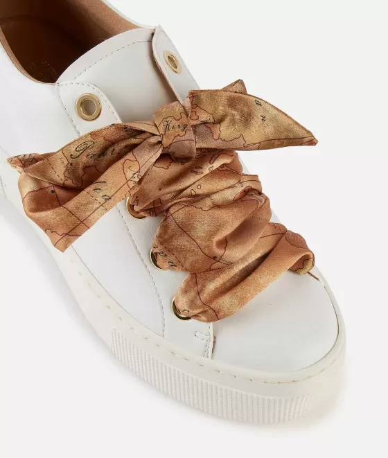 Donna Alviero Martini 1a Classe Sneakers In Eco Nappa Con Lacci In Raso Stampa Geo Classic Bianche