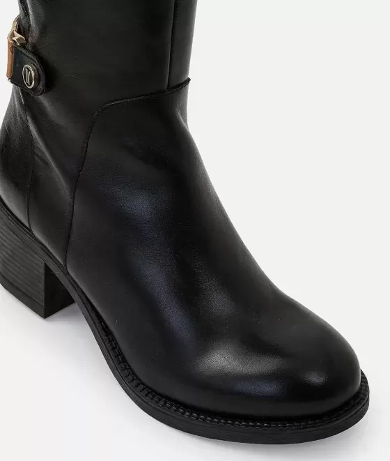 Donna Alviero Martini 1a Classe Stivali Alti In Pelle Liscia Con Borchia Logata Neri